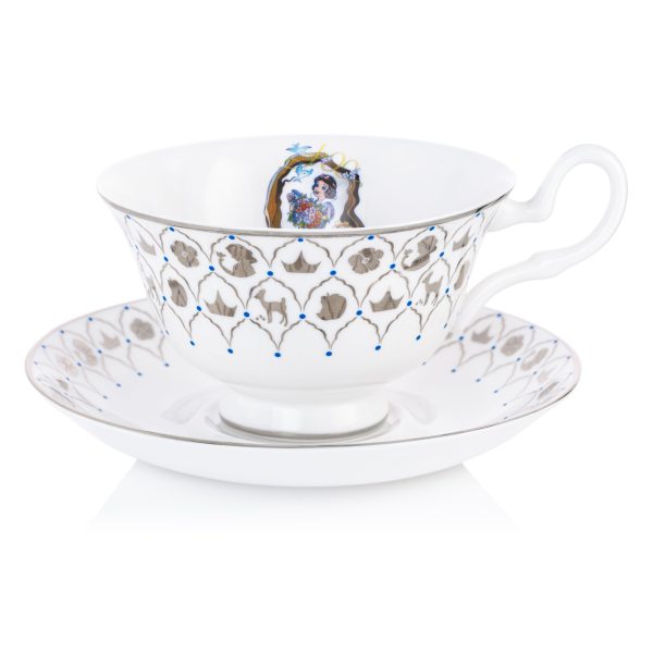 D100 Snow White cup and saucer